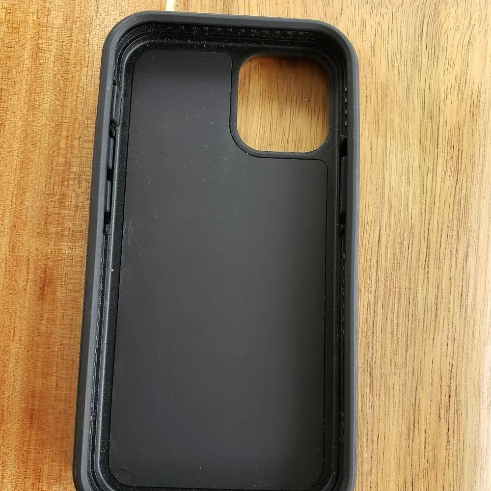 NWOT iPhone 14 pro max case